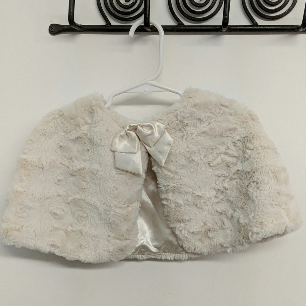 White fur cape, toddler